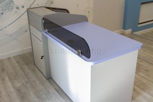 Стол звукооператора с рэковым шкафом